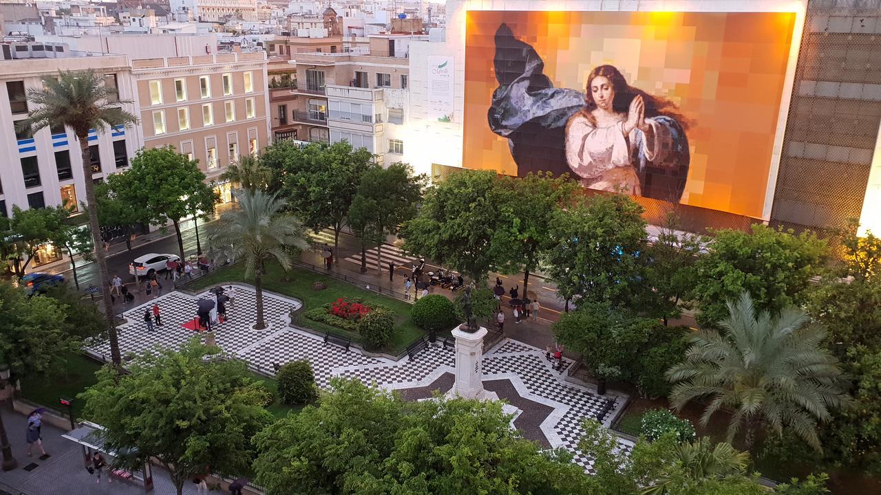 Apartamentos Arc House Sevilla Bagian luar foto
